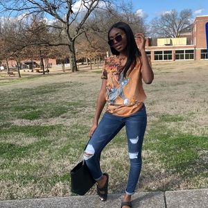 Meet your Posher, Adria